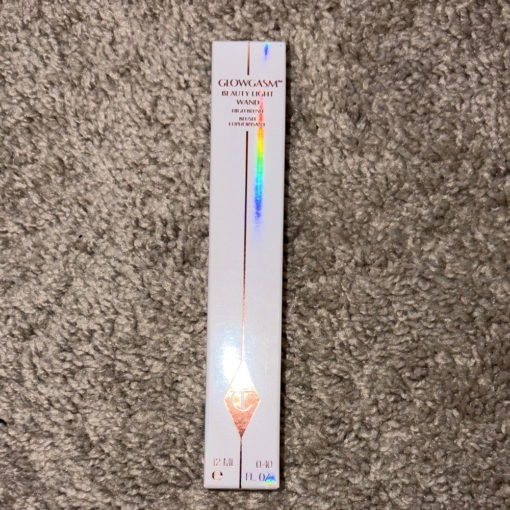 NIB Charlotte Tilbury Glowgasm Beauty Light Liquid Highlighter “PinkGasm”